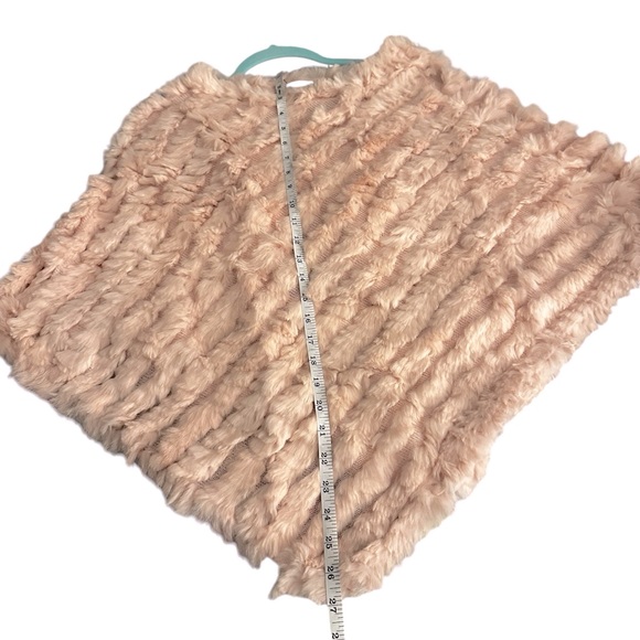 Black Rivet Rabbit Fur Pink Pullover Pancho- soft and luxurious - Picture 3 of 6